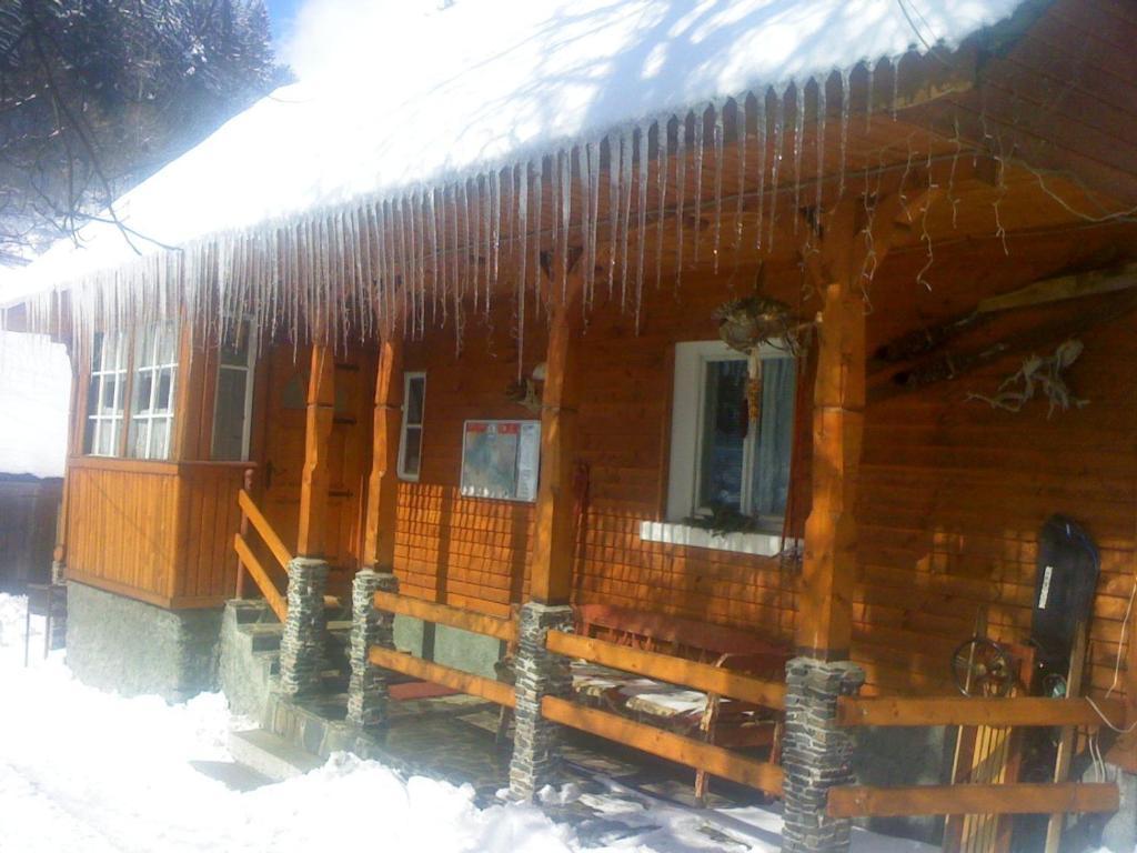 Pensiunea Adina Cavnic Exterior photo
